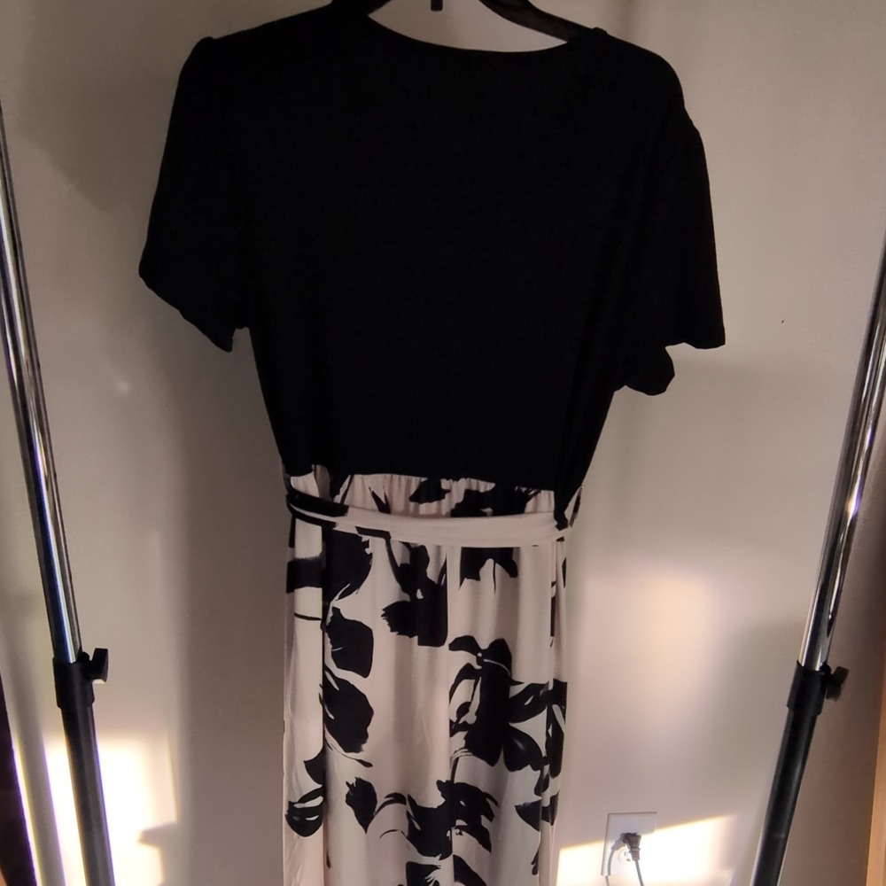 Chic black and Ivory‎ floral colorblock Maxi dress soft knit top belted waist - Picture 7 of 7